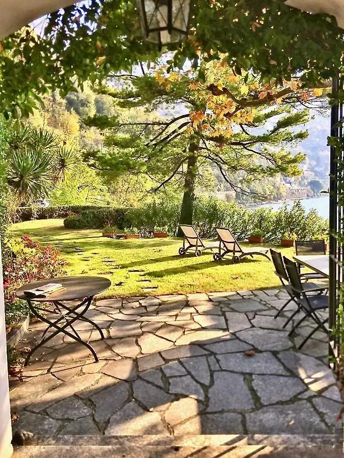 On Lake Villa Cicci E Sandro 벨라노